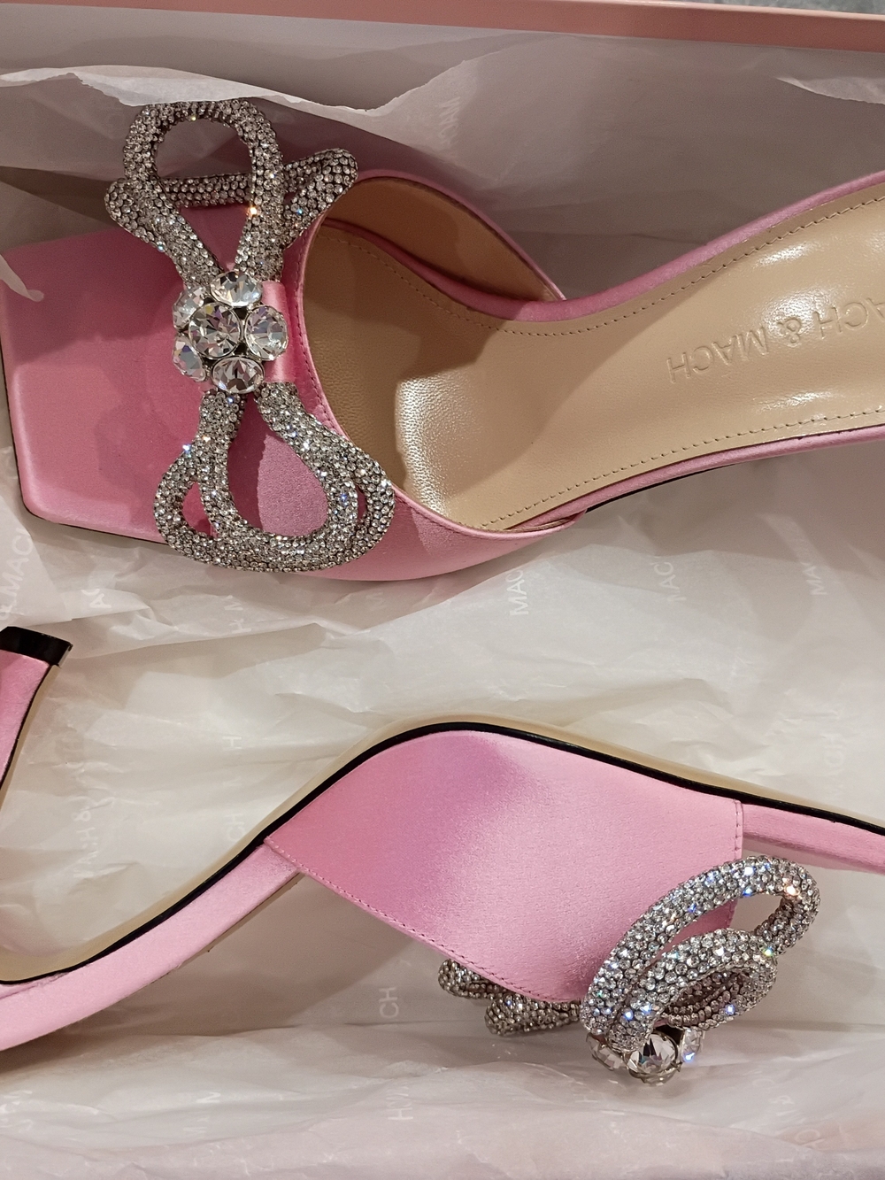 MACH & MACH Pink Silk Crystal Bow Mules Women's Size 38.5 New - Picture 10 of 13